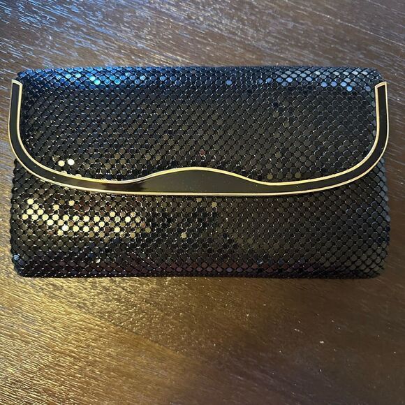 Black Shimmy Clutch with strap - Picture 1 of 6
